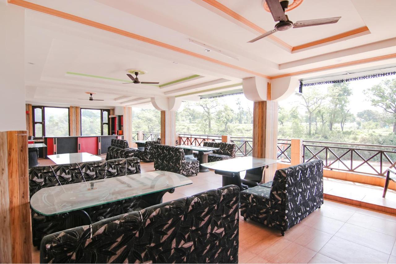 Fabhotel Prime Wonder World Resort 다람샬라 외부 사진